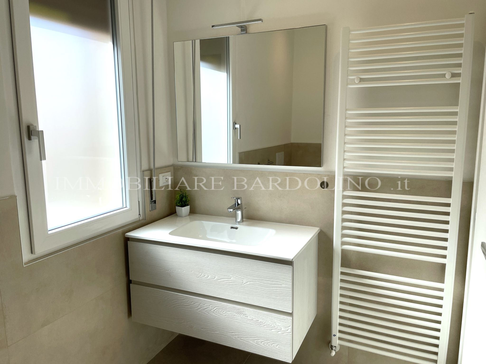 Bardolino Real Estate is on Lake Garda