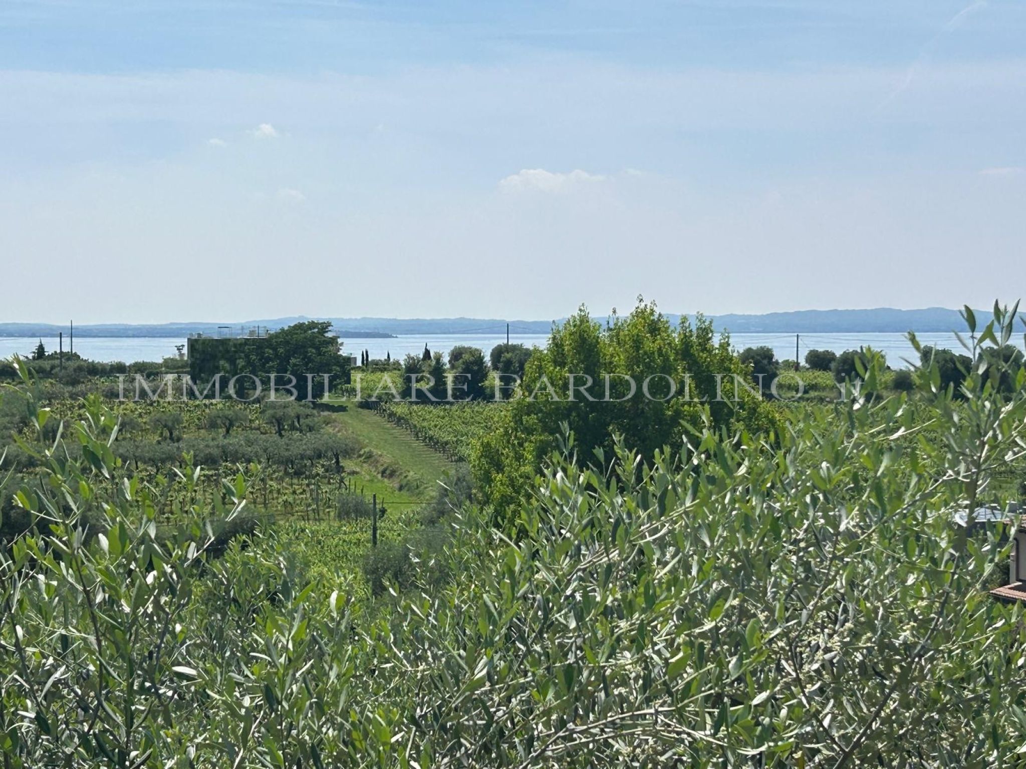 Terreno Edificabile con Vista Lago