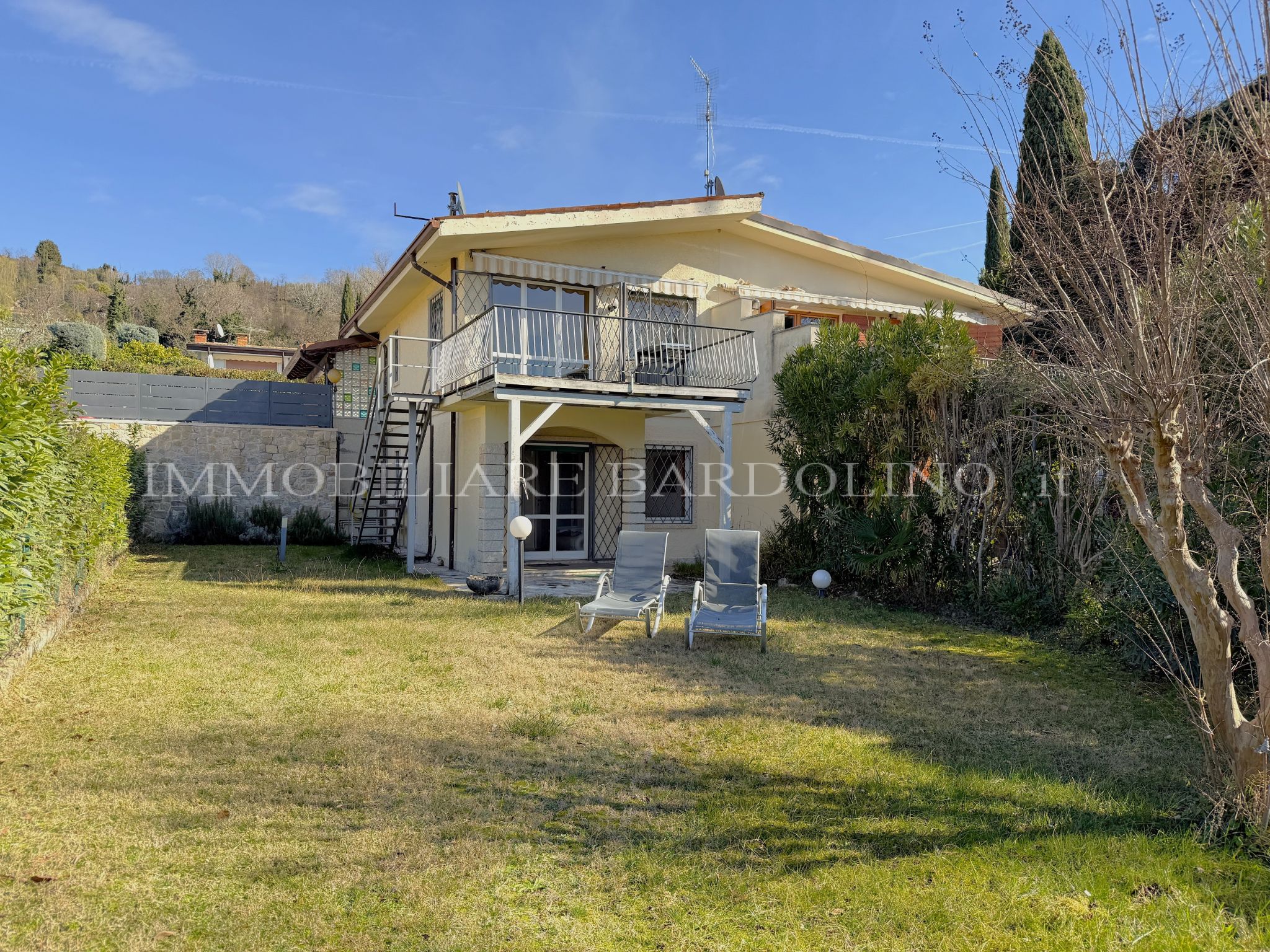 Villetta Bifamiliare con meravigliosa Vista Lago 